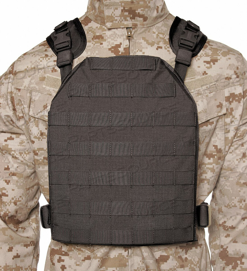PLATE CARRIER HARNESS BLACK S/M by BlackHawk Industrial Distribution, Inc.